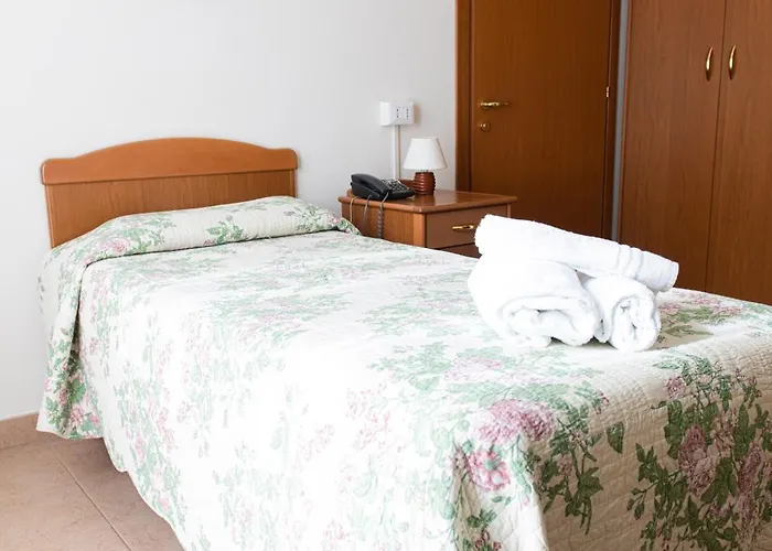 Santa Emerenziana 3* Rom